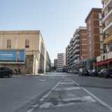 Il nostro punto di partenza � l�extramurale Capruzzi, l� dove inizia la lunga via Giulio Petroni, una strada che separa il rione Carrassi da Picone e si presenta da subito in leggera salita